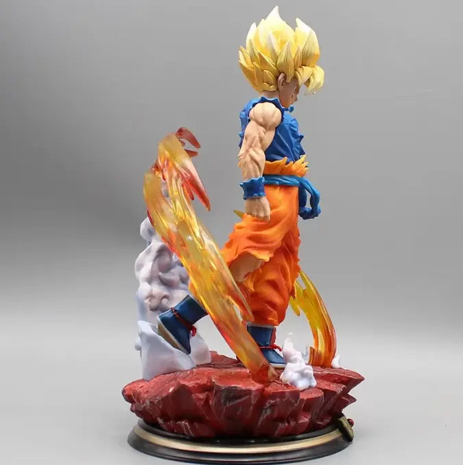 Action Figure Dragon Ball Z 27cm Super Saiyan Son Goku Action Figure Collezione