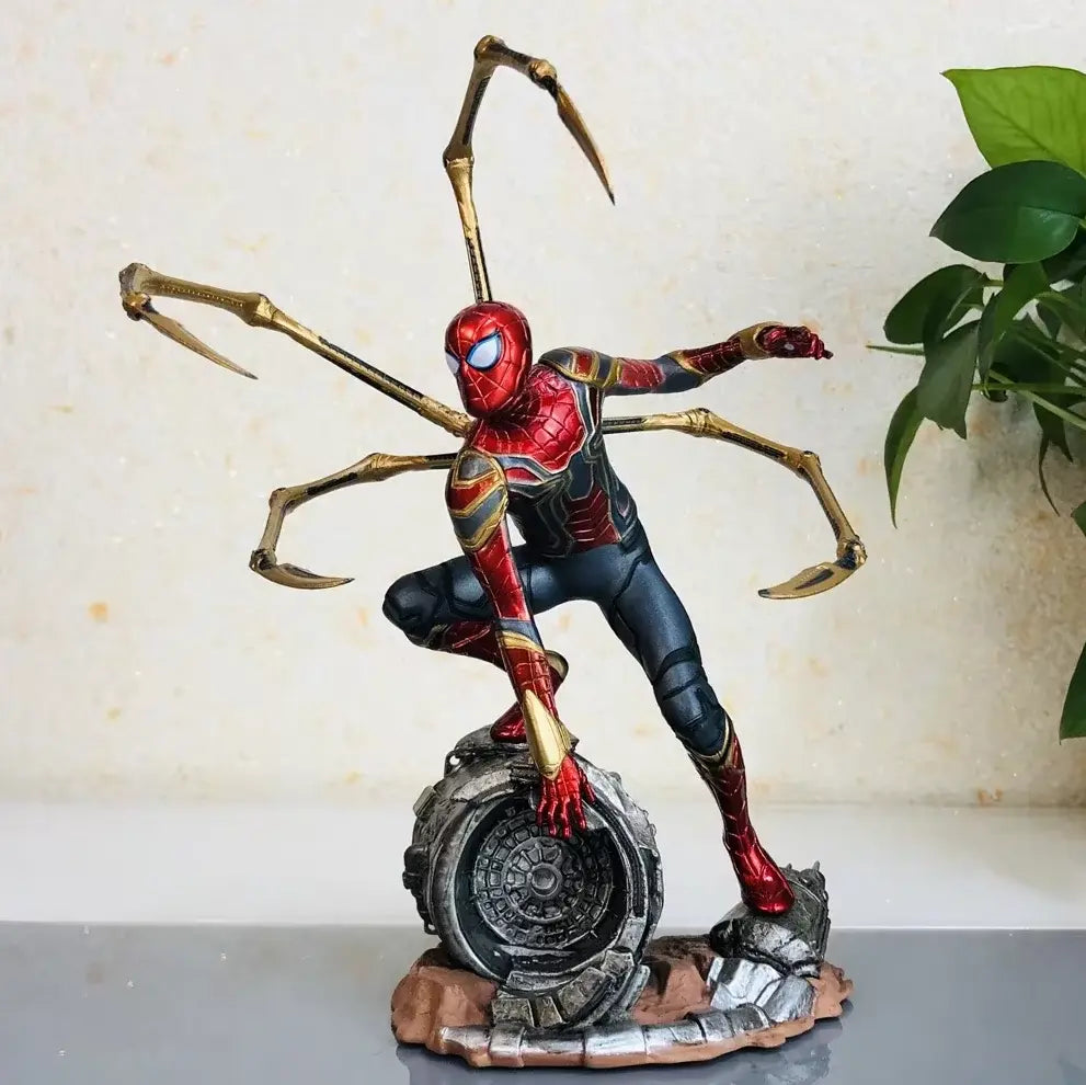 Action Figure Spiderman Spider-Man Avengers Statua da collezione Peter Parker