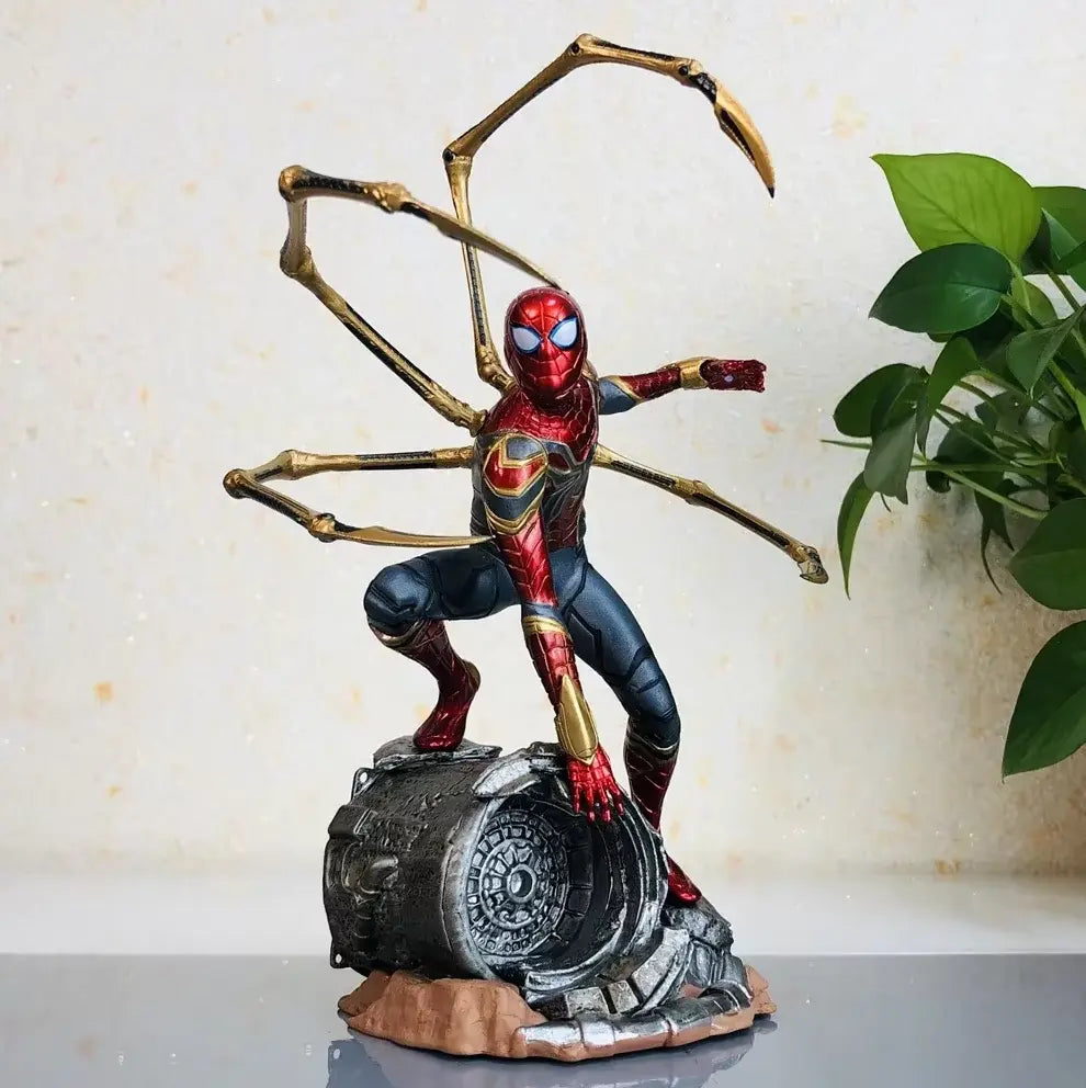 Action Figure Spiderman Spider-Man Avengers Statua da collezione Peter Parker