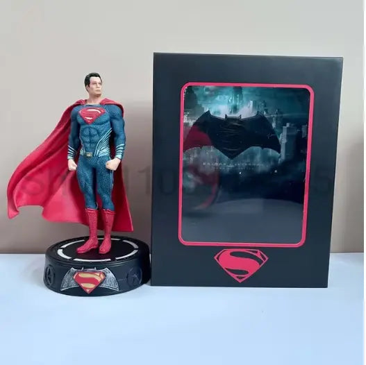 Action Figure Superman - 22 cm 💥Nuovo 💥