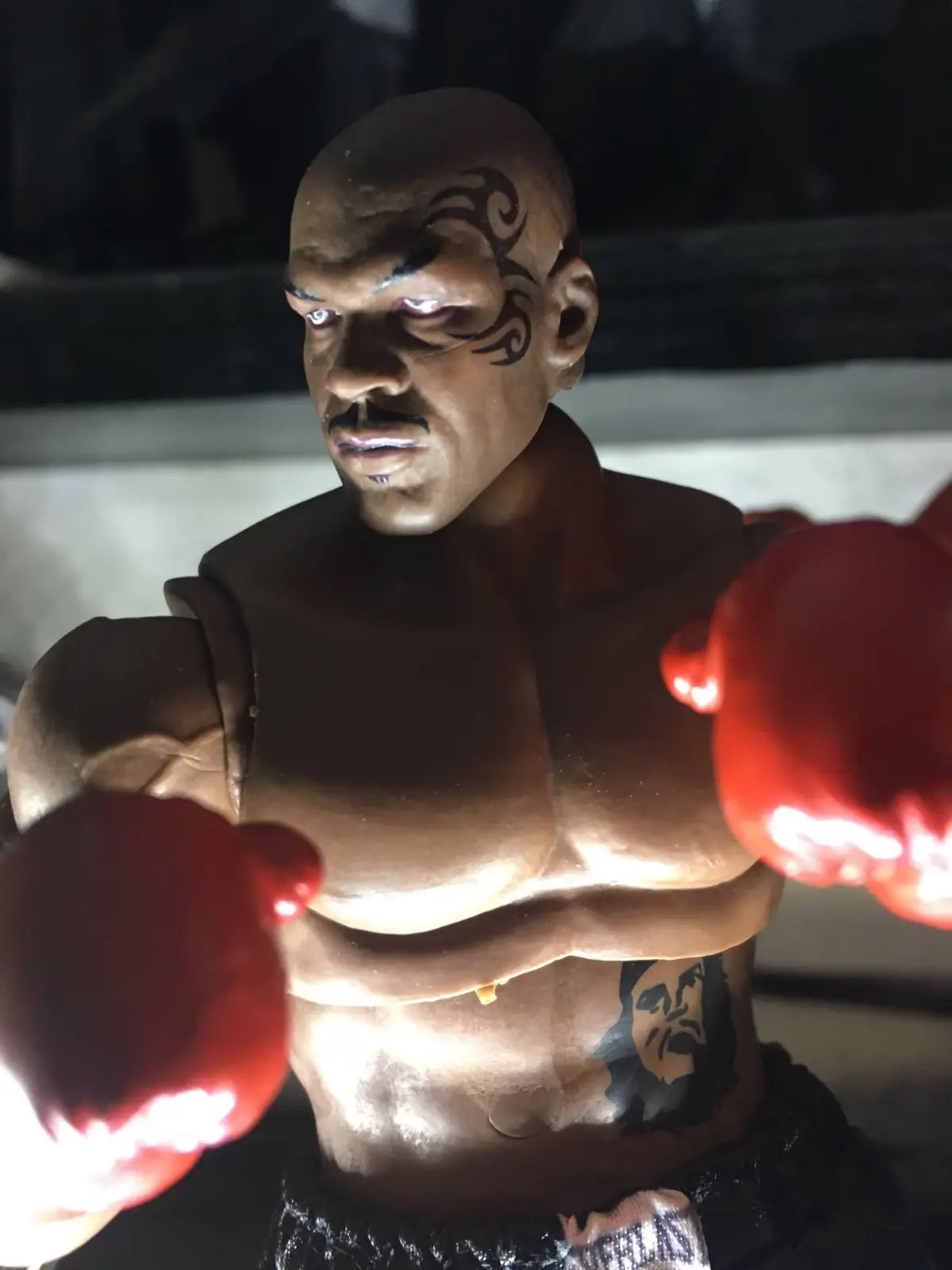 🥊 Mike Tyson Action Figure 17cm - Modello da Collezione Final Round Boxe 🌟