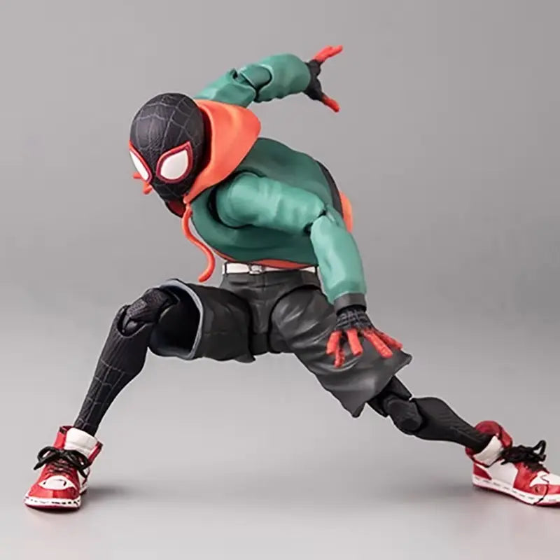 🔥 Spider-Man Miles Morales Action Figure 13cm - Collezione Marvel 🕷️