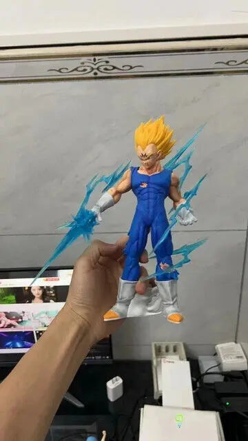 Vegeta Super Saiyan Action Figure Dragon Ball Z Edizione Limitata Collezione